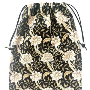 Shoe Bag 12 x 15 Inches Lined Travel Lingerie Gift Storage  Utility       FLORAL CLIMB