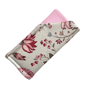Glasses Case Reading/Sunglasses Foam Padded  Petite Size          SEASONS IN PINK