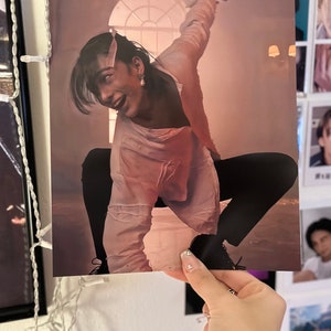 K pop Stray Kids hyunjin grande photo imprimée jouer avec le feu | skz | cadeau pour amis actifs