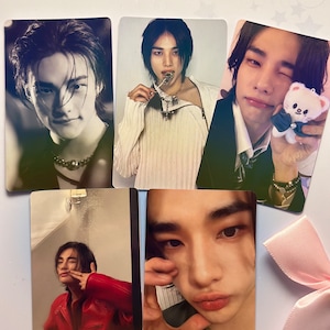 K pop Hyunjin Stray Kids Cartes photo non officielles SKZ | holographique