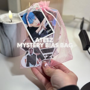 Ateez Biais sac mystère | Pack de base | Porte-clés | Cartes photo | Aléatoire | Cadeau pour les amis Fandom merch | Décor Kpop Biais | Photos