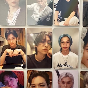 Felix Stray Kids K pop Photocards non officielles SKZ | Ensemble holographique de 12 pièces, Skzoo Bbokari, Holographique