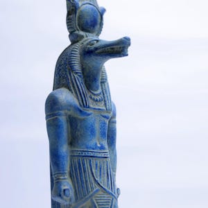 古代エジプトのセベク像：手彫りの石の神の装飾 - Etsy 日本