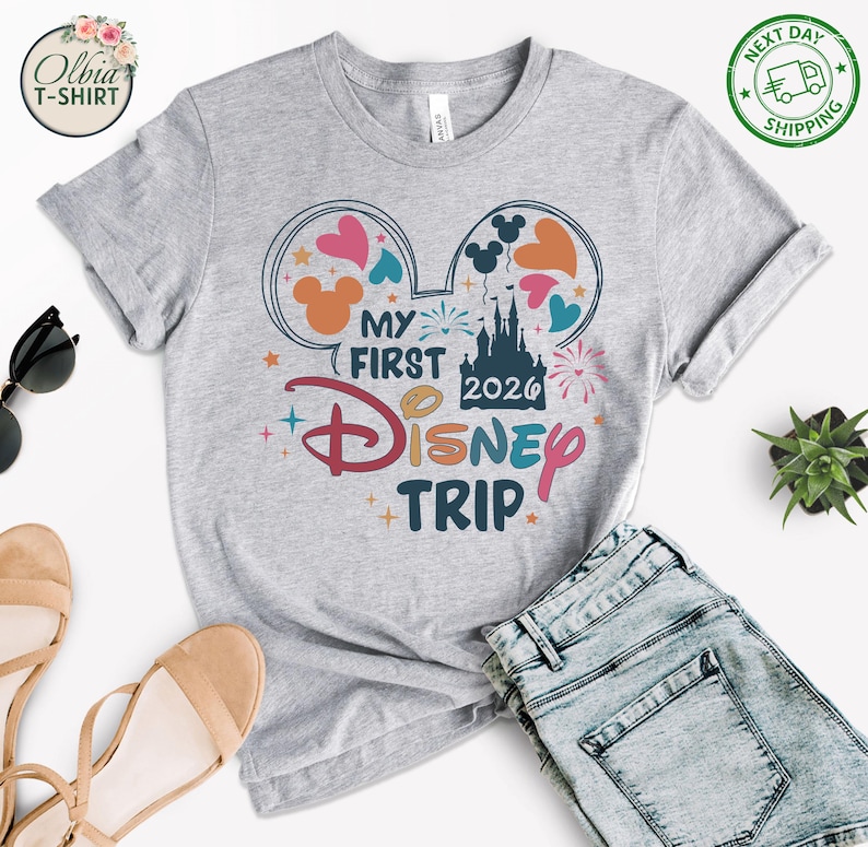 Camiseta "Mi primer viaje a Disney 2026", camiseta de vacaciones en Disneyland imagen 3