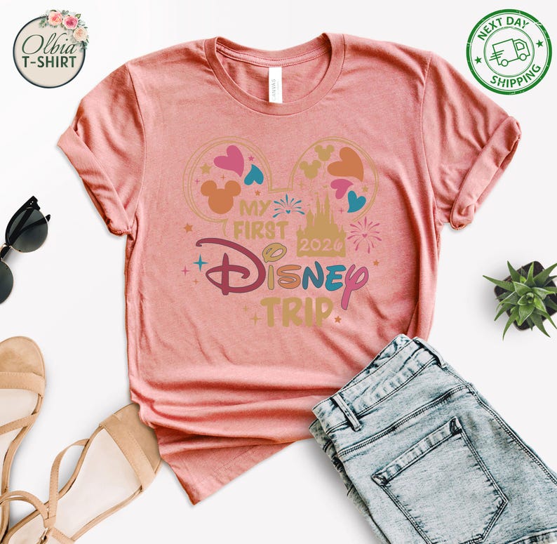 Camiseta "Mi primer viaje a Disney 2026", camiseta de vacaciones en Disneyland imagen 6