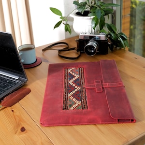 Elegant Red Leather Laptop Sleeve: Handcrafted MacBook Pro 16/15 Case - Unique Leather MacBook Pro Laptop Case for 15/16-inch Laptops