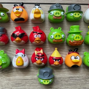 Original Rare Angry Birds ROVIO 2009s Figurines, Toys, Lot of 19!
