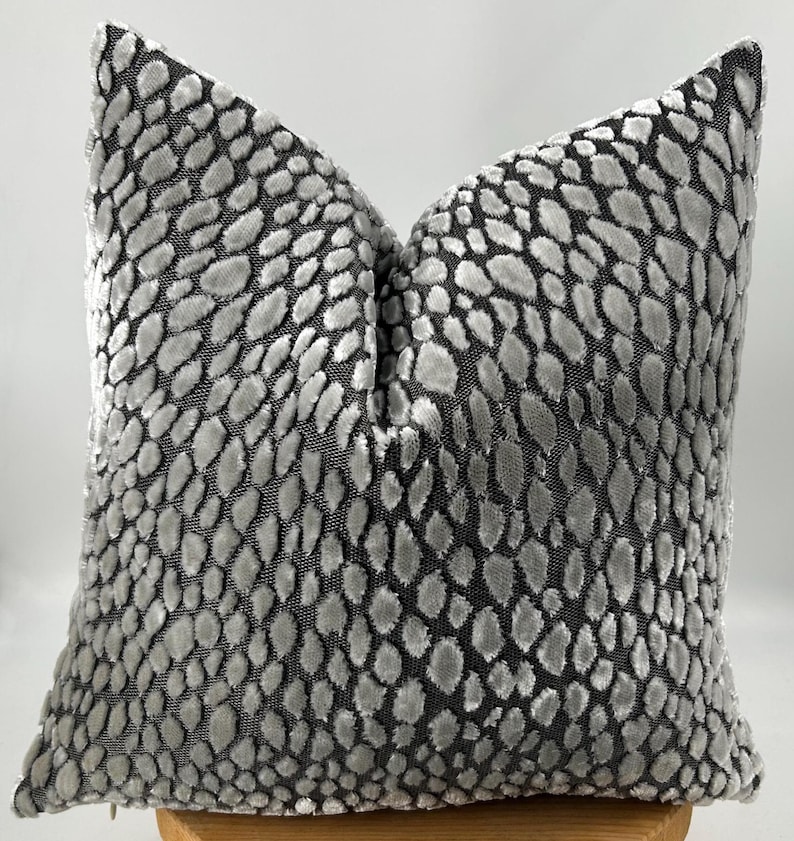 Textured Grey Velvet Pillow Cover, Modern Raised Pattern Sofa Cushion ...