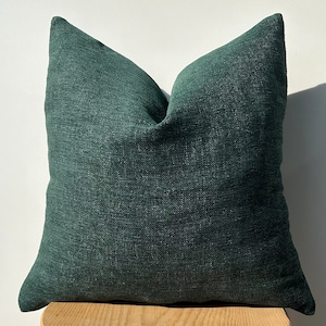 Green Luxury Linen Pillow Cover,Dark Green Thick Linen Soft Pillow,Decorative Throw Pillow,Pillow for Sofa and Couch,Christmas Gift,20x20