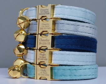 Conjunto de correa de corbata de lazo de collar de gato personalizado de terciopelo azul oscuro, etiqueta de nombre de cachorro de gatito grabada personalizada, etiqueta de nombre de gato con campana de oro, etiqueta de nombre de mascota