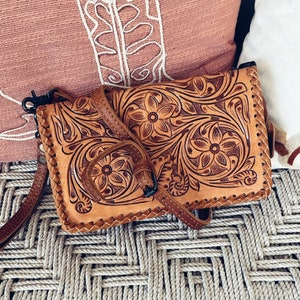 Western Leather Wallet Purse, Hand Tooled Leather Wallet, Crossbody Purse, Womens Leather Wallet, Genuine Leather Wallet