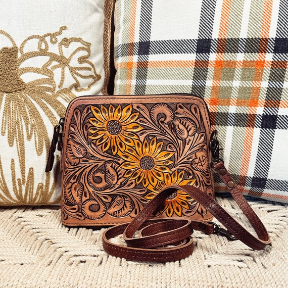 Texas Two Step Small Golden Tan Crossbody Bag/Wallet 5982 – Western Passion