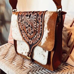 Western Purse, Hand Tooled Leather Purse, Hair On Purse, Cowhide Purse, Genuine Leather Purse, Western Crossbody Purse image 6