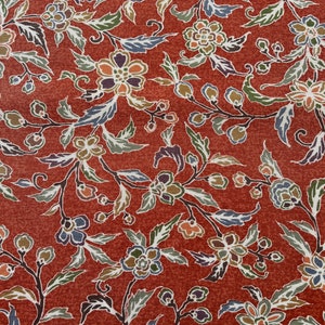 Vintage Kimono Silk Fabric:  Karakusa Floral, Crepe fabric, upcycled material, 1970s