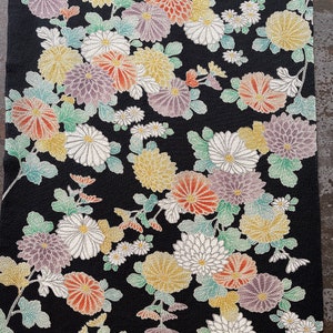 Vintage Silk Kimono Fabric: Chrysanthemum, Chirimen weave, (82x35cm), upcycled material, 1970s