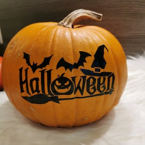 Lettering &quot;Halloween&quot; made of high-quality vinyl film in 3 different sizes, color selectable