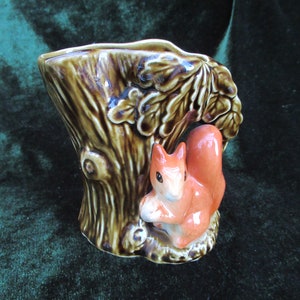 Sylvac Posy Holder Squirrel and Tree Design Vintage 1960's Model 4235 Animal Dried Flowers Floral Made In England Ceramic Collectable Gift