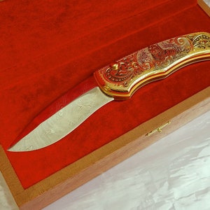 Handcrafted jewelry 18K gold plated knife with damascus steel blade &quot;Tiger&quot; premium damascus!
