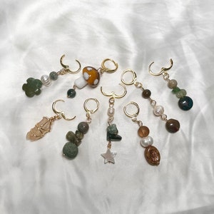 Ciondoli/orecchini per capelli a forma di fungo / Gioielli per capelli in cristallo / Capelli estetici hippie / Gioielli hippie a forma di fungo / Accessori per capelli hippie fatti a mano