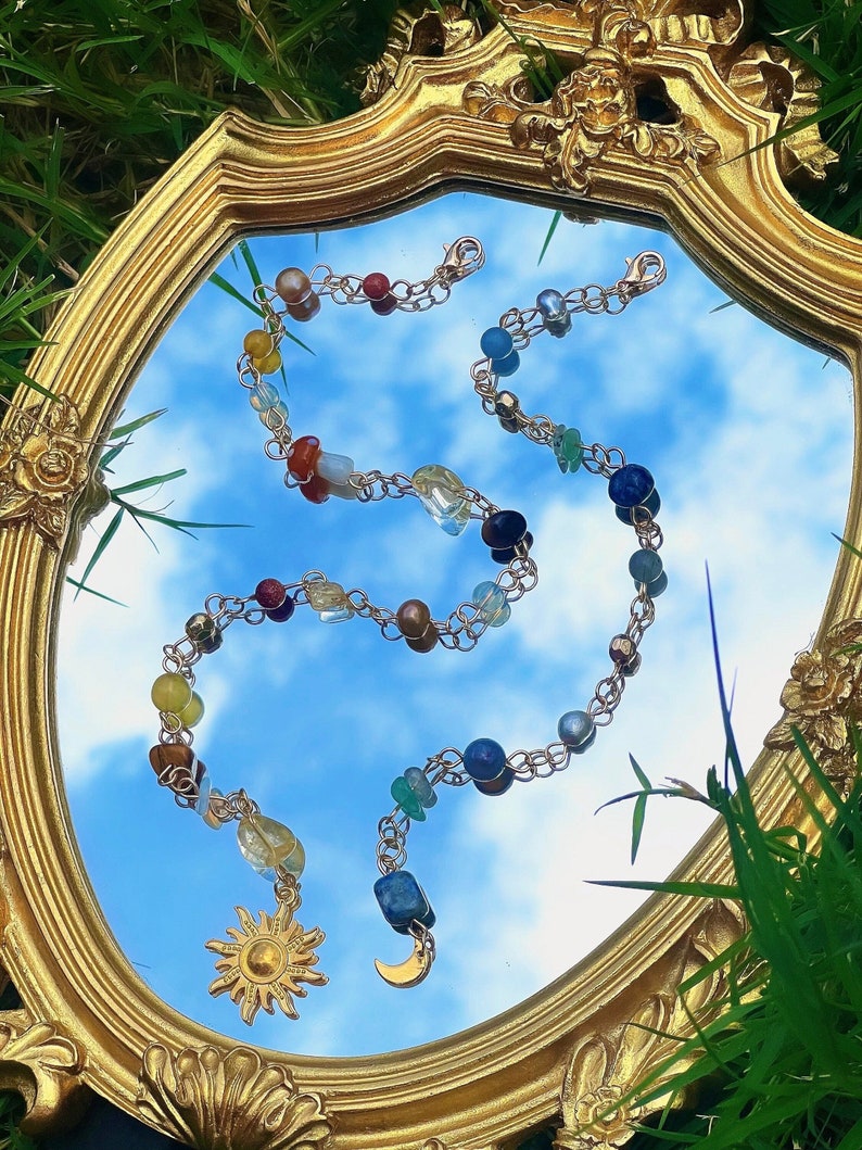 Celestial Sun and Moon Hippie Hair Bead / Celestial Lover Hair Beads Accesorio / Sol y Luna Accesorio único a juego / Regalo de mejores amigos imagen 5