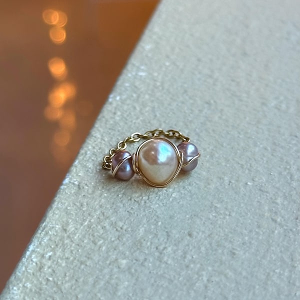 Anello con perla colorata unica, anello in oro inossidabile, gioielli con perle, anello estetico da sirena, gioielli estivi con conchiglie, anello con perla colorata,