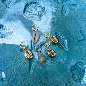Cowrie Seashell Hair Charms | Crystal Hair Jewelry | Mermaid Aesthetic Hair | Ocean Themed Jewelry/Hair Charms | Shell Hair Accessories