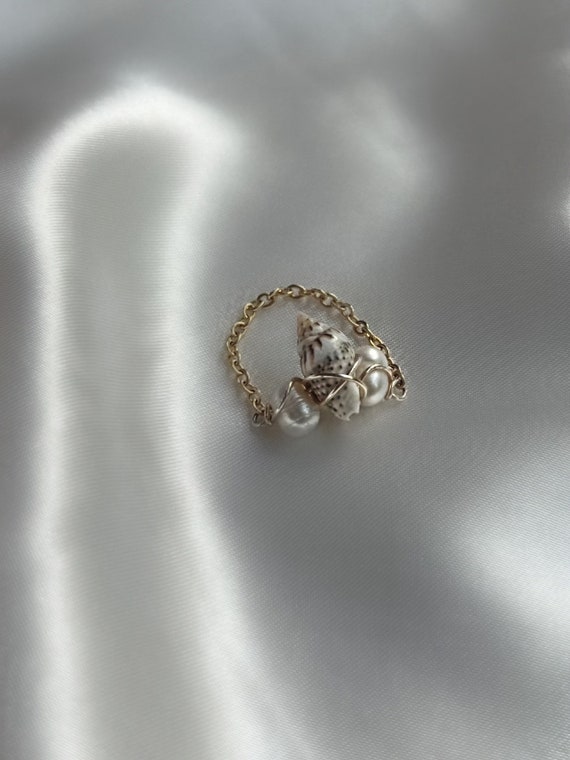 [韓国人気ジュエリー] Seashells Chain Ring Silver Seashell Chain Ring US | Shell Pearl Jewelry | Mermaid