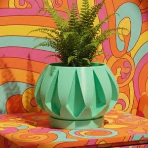 Mirax Oblong Diamond Shape Retro Planter Mid-Century Modern Pot For Succulents, Cactus Plants  Indoor & Outdoor Use Made in USA