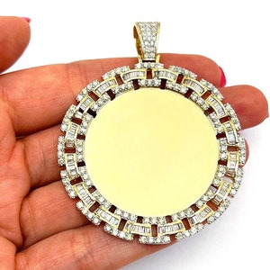 Colgante de oro amarillo de 10 k con marco de fotos redondo y diamantes auténticos de 4,23 cts., 6,35 cm.