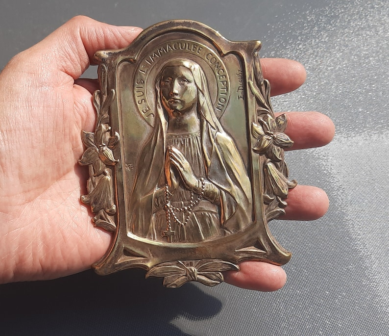 Mooie grote koperen plaquette religieus icoon Je Suis L'immaculee Conception E Dropsy image 1