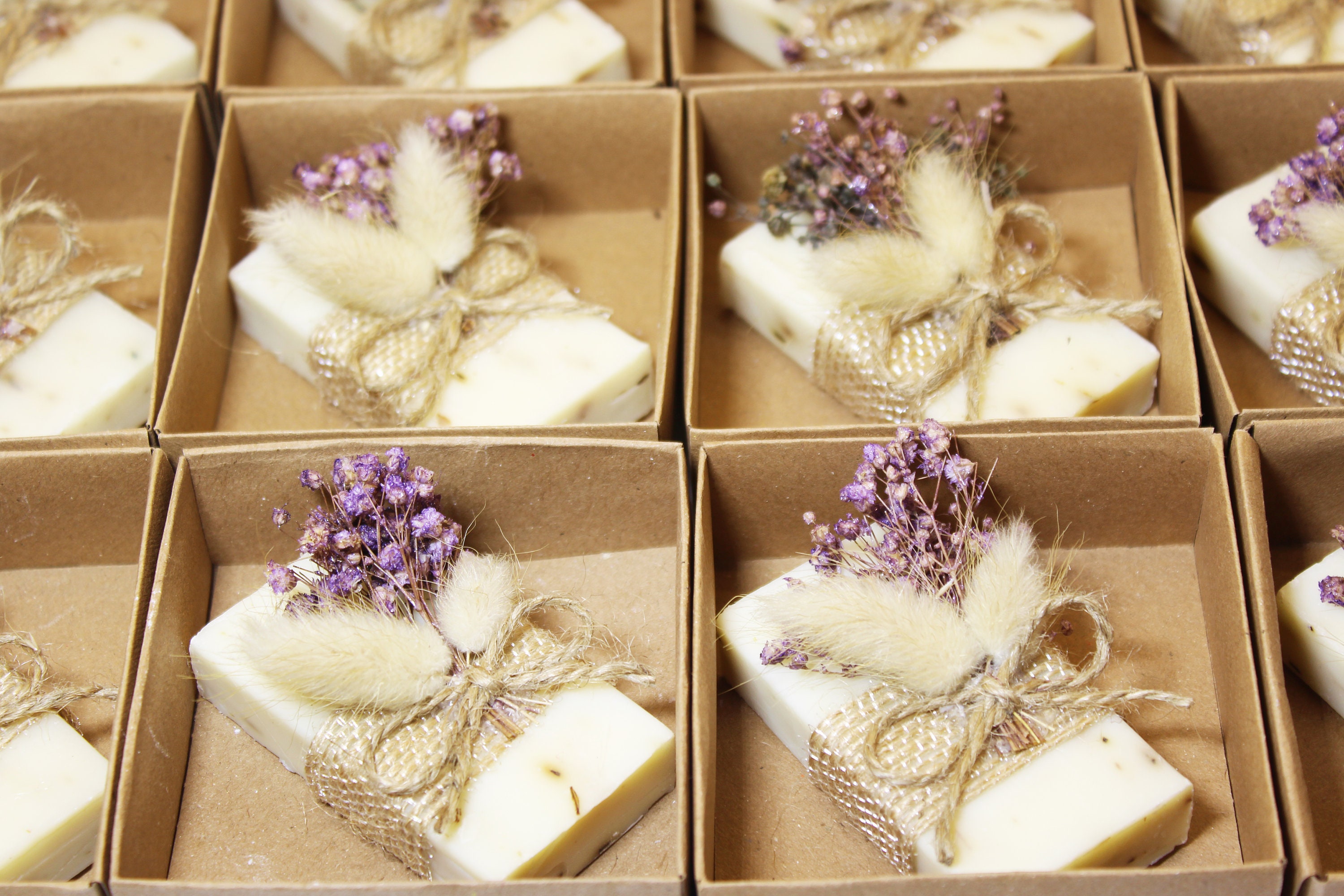 10 Snowflake Soaps: Bulk Favors, Gift Sets, Wedding Favors, Bridal Fav –  Plunk Soap Company