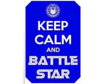 Cartel de propaganda de guerra de Cylon - "Mantén la calma y LUCHA STAR" (Azul)