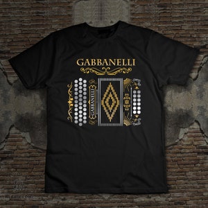 Playera estampada de acordeon deals