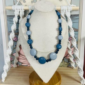 Retro Acrylic Beaded Necklace, Blue Chunky Statement, Colorful Bold Neckwear, Vintage Cottagecore Jewelry, Gift