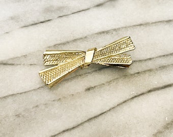 Vintage Signed Gerrys Bow Brooch Pin - Gold Toned Metal, Textured, MCM Midcentury Fashion Style