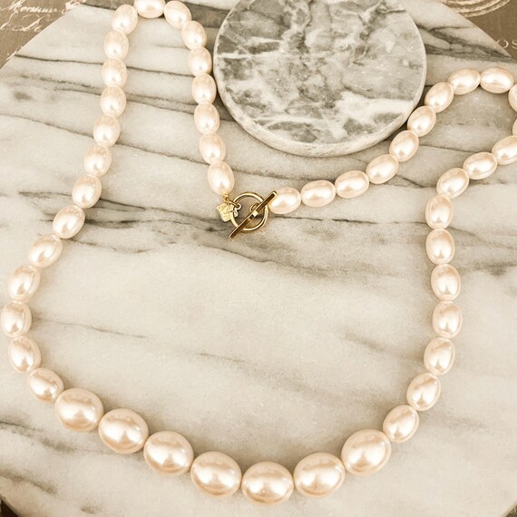 Vintage Anne Klein Faux Pearl Necklace Chunky Pin… - image 1