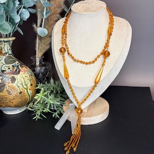 Colar com pingente de vidro âmbar | Fio longo vintage com contas | Estilo boho 76 cm