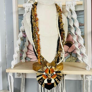 Lee Sands Lion Pendant Necklace, Sponge Coral Necklace, Onyx Inlay, Eclectic Boho Jewelry, Ethnic Style, Gift