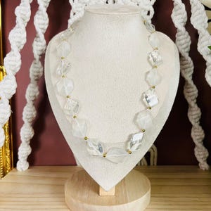 Vintage Clear Lucite Beaded Necklace Chunky Retro Cottagecore Style