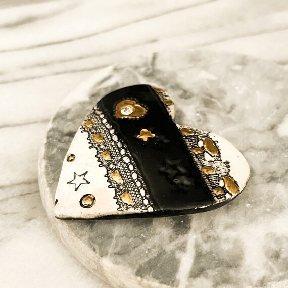 Vintage Ceramic Heart Pin Brooch Black White Gold… - image 4