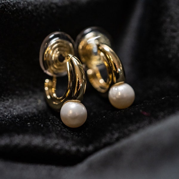 Pearl Clip on Earrings, Gold Clip on Earrings, Minimalist Hoops Clip on Earrings, Open Hoops Gold Earrings, Simple Hoop Earrings, Gift Her