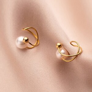 Pearl Clip on Earrings Clip on Studs Wedding Earrings image 4