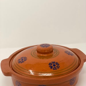 Hand Made Clay Karahi 3 Quarts (Stove Stand Sold Separately)