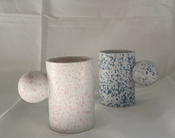 Speckled Ceramic Mug with Ball Handle: Retro Coffee Mug