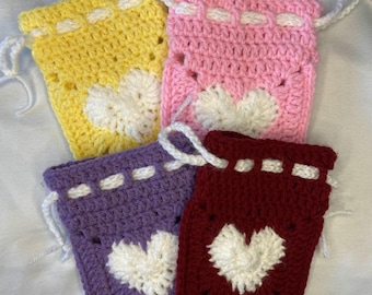 Heart Drawstring Pouch, Valentine's Day Gift Bag, Crocheted Drawstring Bag, Trinket Bag, Headphone Holder, Makeup Pouch, Gift for Girls,