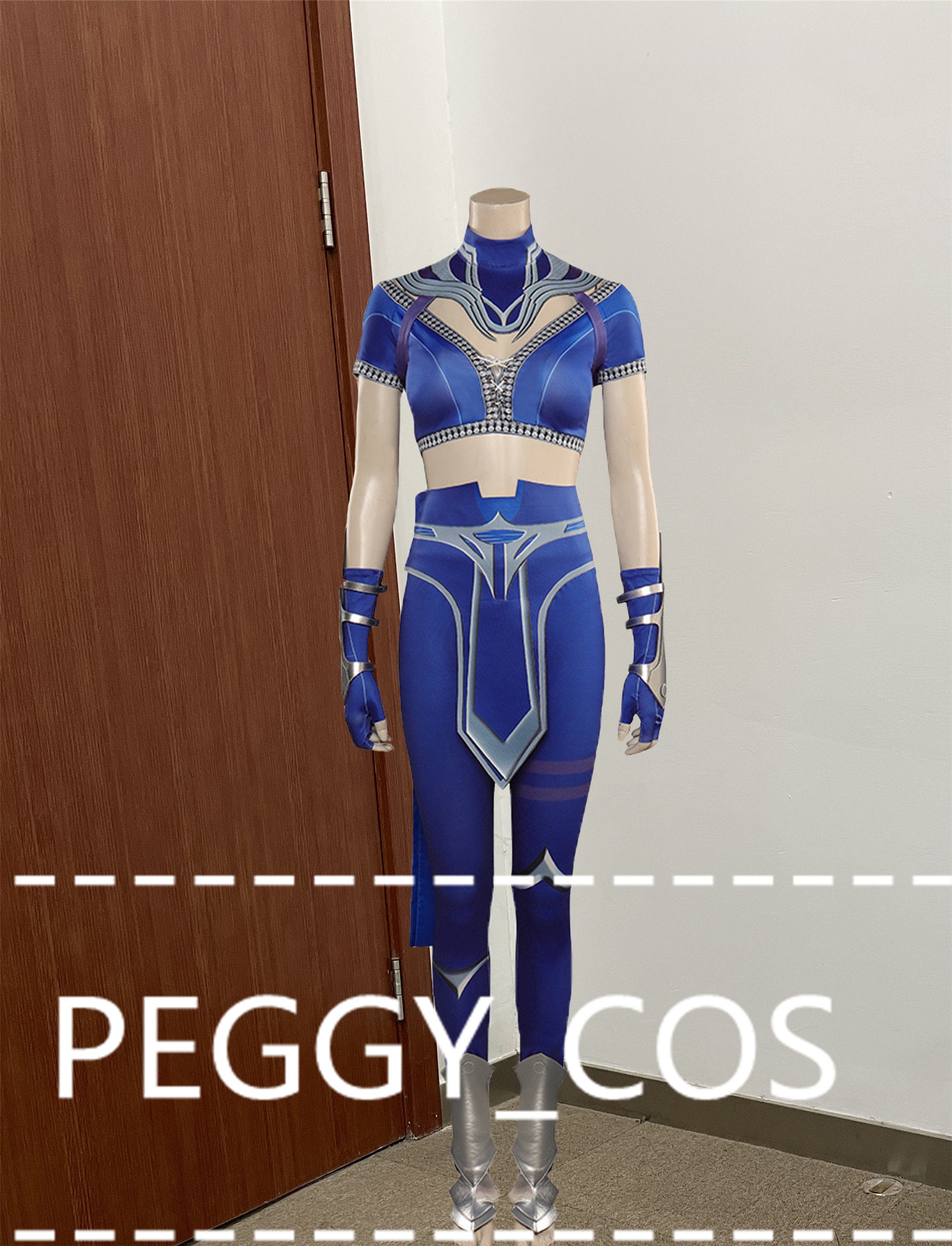 Mortal Kombat Costumes Kitana mortal-kombat-costumes-kitana