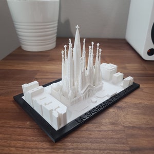 3D-Printed SAGRADA FAMILIA Replica Model Eco-designed Barcelona Gaudi Spain Cathedral Monument Landmark Souvenir by MiniCity3D image 4