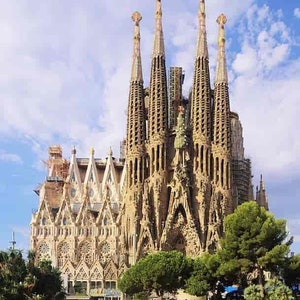 3D-Printed SAGRADA FAMILIA Replica Model Eco-designed Barcelona Gaudi Spain Cathedral Monument Landmark Souvenir by MiniCity3D image 5