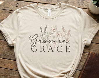Grow in Grace t-shirt | Blomsterskriftdesign, trostypografi
