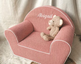 Children's armchair in peach pink velvet - customizable -